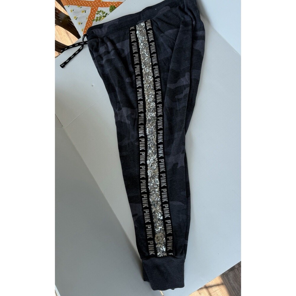 Victoria’s Secret PINK Camo Joggers Women’s Large Sequin Side Stripe Sweatpants